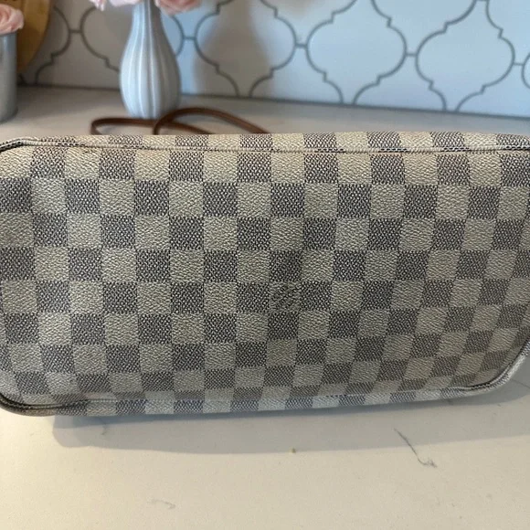 Authentic Louis Vuitton Neverfull MM Damier Azur - Picture 7 of 13